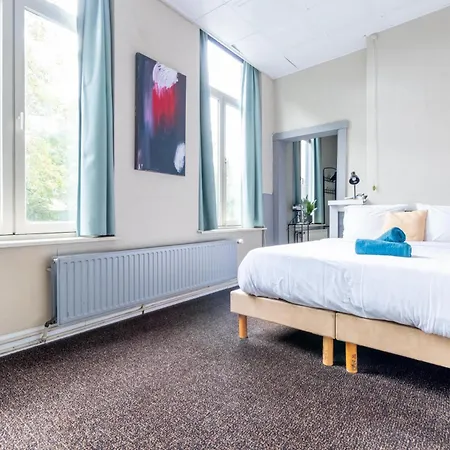 Hotel Entree - Canal View Bruges מלון ברוז'