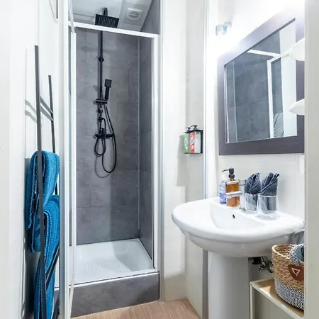 Hotel Entree - Canal View Bruges מלון ברוז'