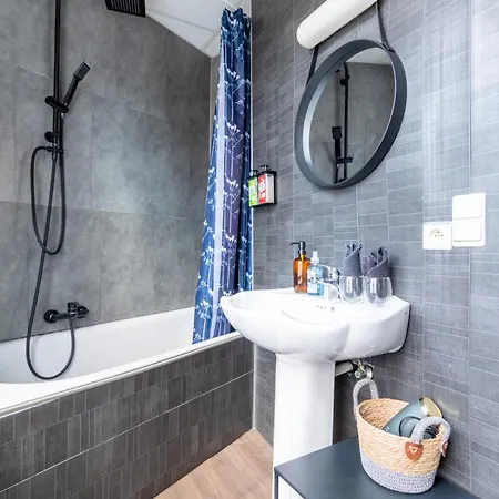 Hotel Entree - Canal View Bruges ברוז'