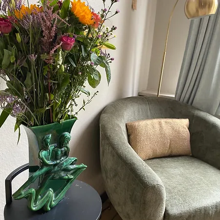 Hotel Entree - Canal View Bruges 2* ברוז'